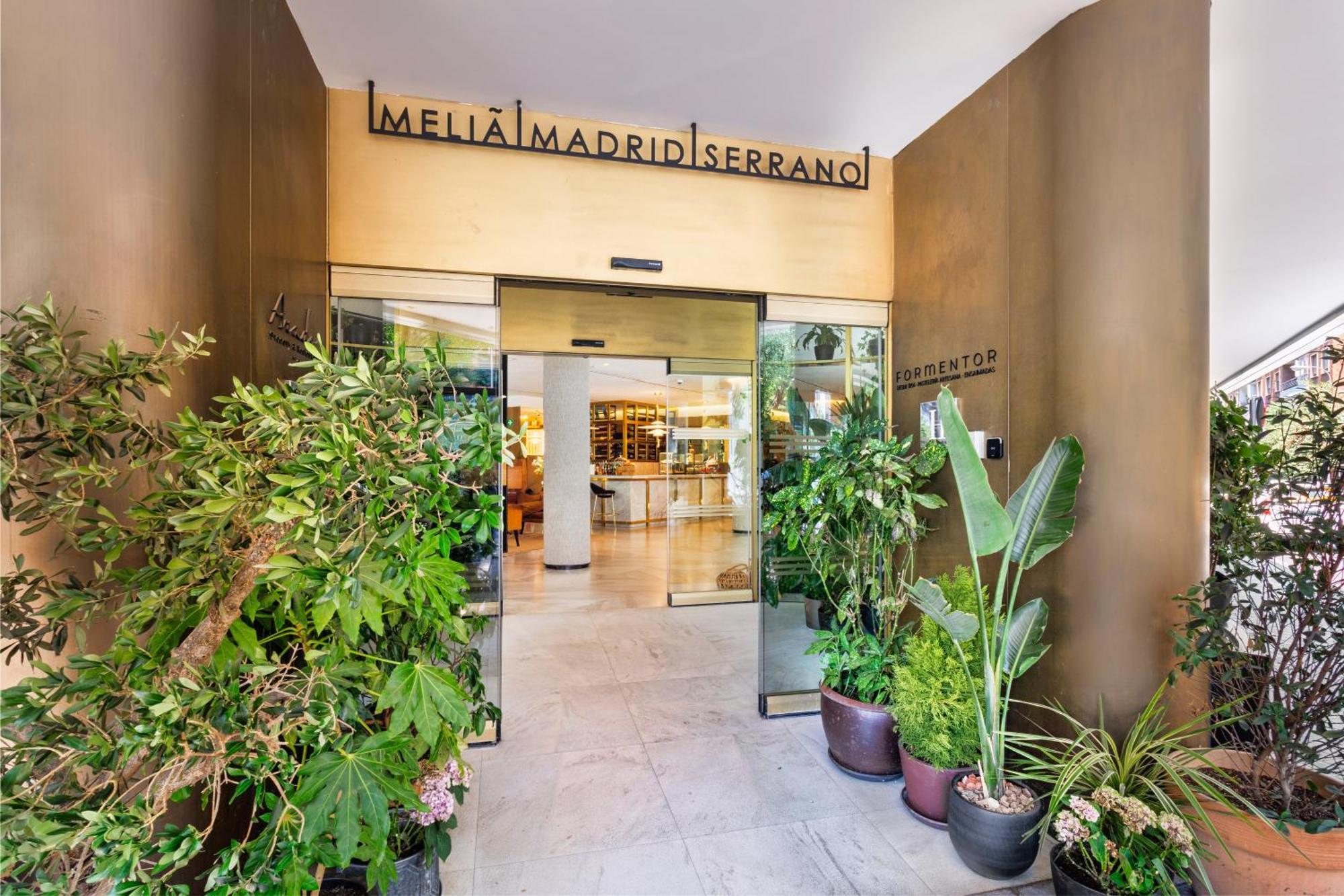 Melia Madrid Serrano Eksteriør billede